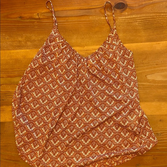 H&M Tank Top - Picture 1 of 3